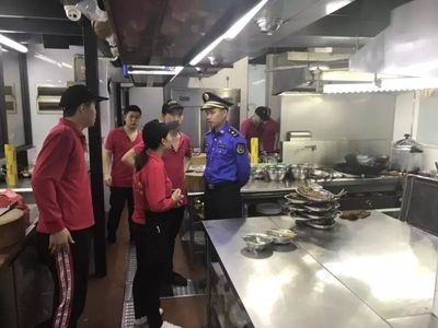 今日丹灶 | 情暖重阳送健康，社区义诊进院来